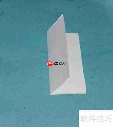 剪出迷你小雨伞