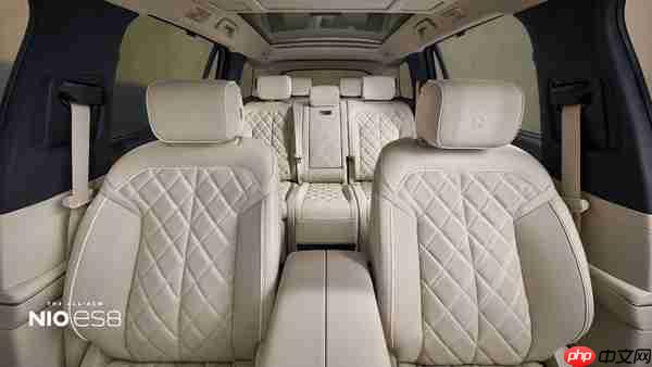 蔚来全新ES8上市 全域900V架构 零百3秒级 41.68万起