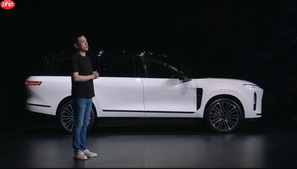 蔚来全新ES8上市 全域900V架构 零百3秒级 41.68万起