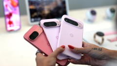 Google 's Pixel 10 시리즈 : 오후 AI가 소비자 기술 변경을 유도하는 방법