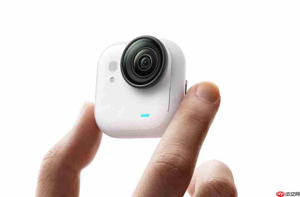 2598 元，影石 GO Ultra 穿戴相机发布：1/1.28 型传感器，规格与续航暴涨 