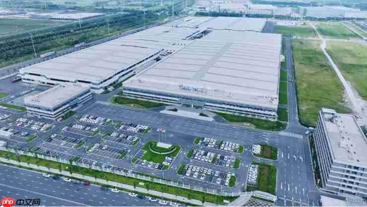  首个智能体工厂获世界纪录认证，美的引领智能制造范式跃迁 