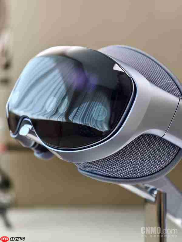 vivo Vision 探索版:398 克超轻机身 一次谨慎而勇敢的“视界”初探