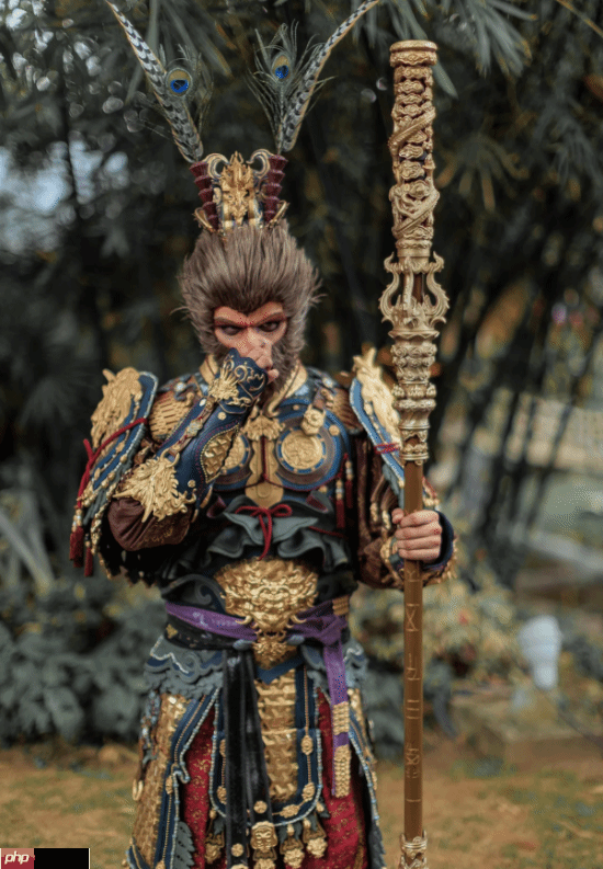 还原度极高！老外耗时6个月手工打造《黑神话：悟空》Cos服