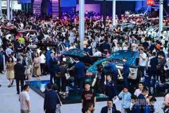 智界门店实探:新款R7/S7销售火爆 24小时大定达万台