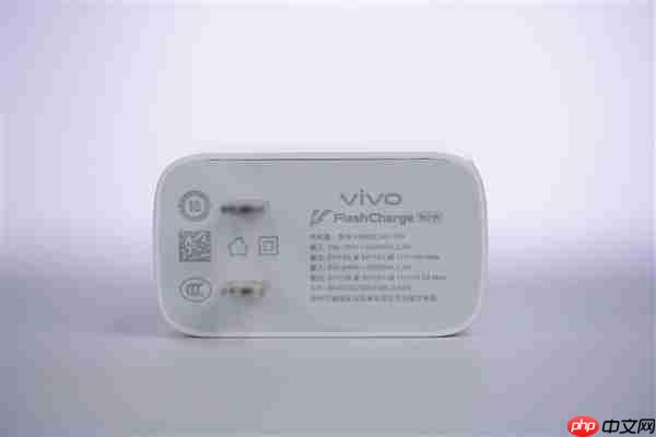 8200mAh双灭霸手机!vivo Y500图赏