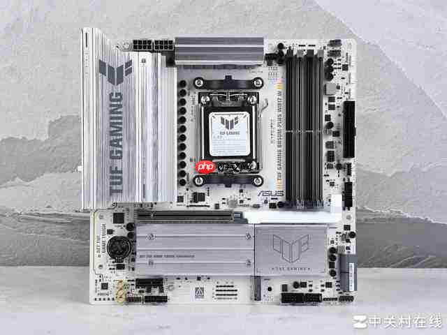 布局优化升级 WIFI7 华硕 B850 重炮手白色版主板评测