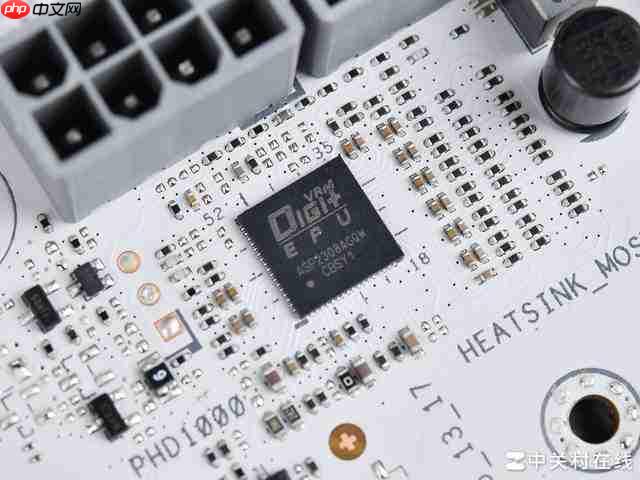 布局优化升级 WIFI7 华硕 B850 重炮手白色版主板评测