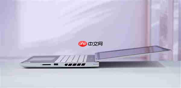 锐龙9 9850HX仅7999元!七彩虹MEOW橘宝R16 Ultra游戏本图赏