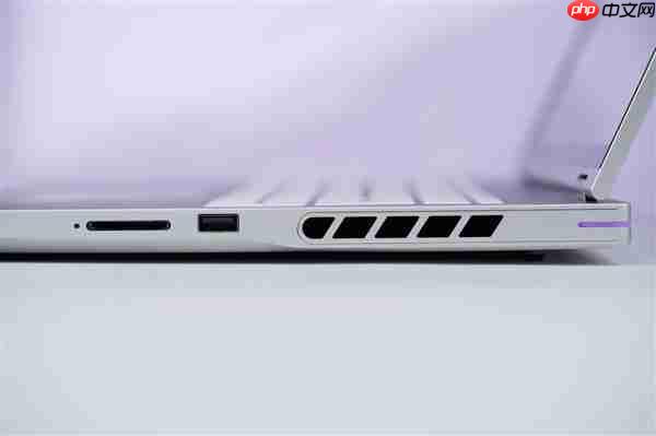 锐龙9 9850HX仅7999元!七彩虹MEOW橘宝R16 Ultra游戏本图赏