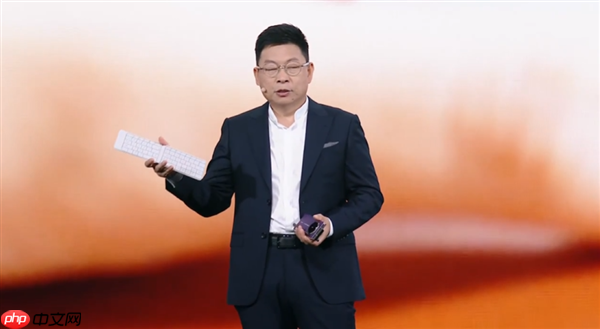 全球独此一家三折叠 麒麟9020登上发布会！华为Mate XTs非凡大师正式发布