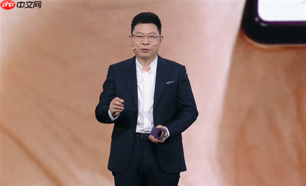 余承东:三折叠能超越华为的只有华为