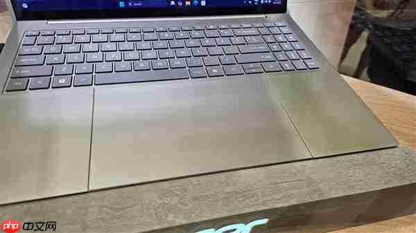 宏碁官宣Swift 16 AI:全球首款Intel Panther Lake笔记本