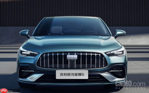 吉利银河星耀6内饰官图公布:家族化设计 双大屏加持