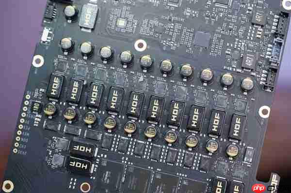 最强非公版!影驰RTX 5070 Ti HOF OC LAB黑魂X显卡图赏