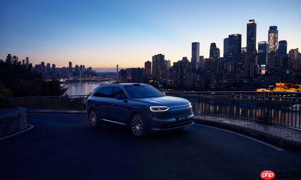 物超所值!全新问界M7“高配得感”实现1小时小订10万台