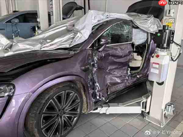 智界R7被货车撞击乘客无恙 海蓝天：安全是最大的豪华