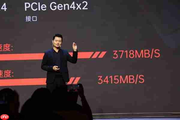 399元起 堪比指甲盖!佰维发布最小的国产mini SSD硬盘:只比TF卡大一点