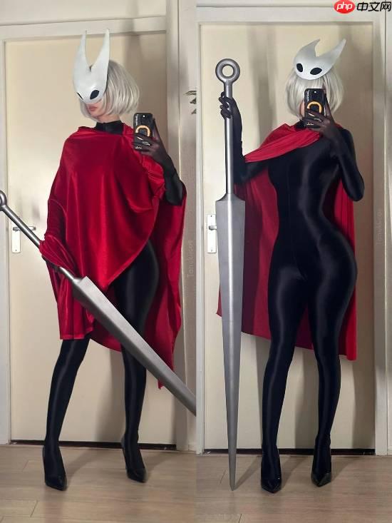 《丝之歌》大黄蜂COS!红色披风黑丝装束 迷乱惹眼