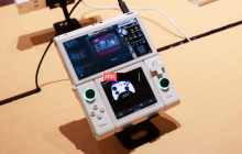 中国原创变形模块化结构！壹号方糖全新双屏安卓变形掌机正式公布