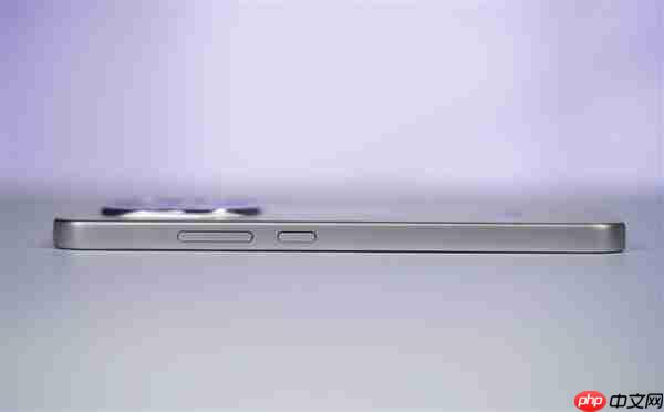 开启手机6年耐用新时代！OPPO A6 Pro图赏