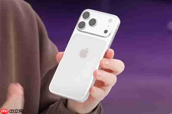 iPhone 17首发无缘国行AI!苹果计划2025年底在中国推出Apple Intelligence