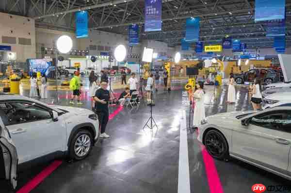 懂车帝智博会活动收官:曝光达13.7亿  超万人发布话题内容为中国新能源汽车点赞