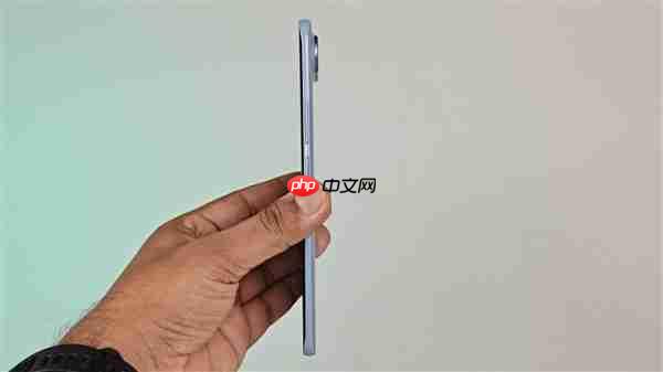 5.93mm全球最薄3D曲面手机!传音TECNO Slim获“创新奥斯卡”大奖