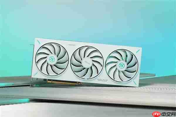 华硕RTX5060显卡轻松玩转《空洞骑士:丝之歌》