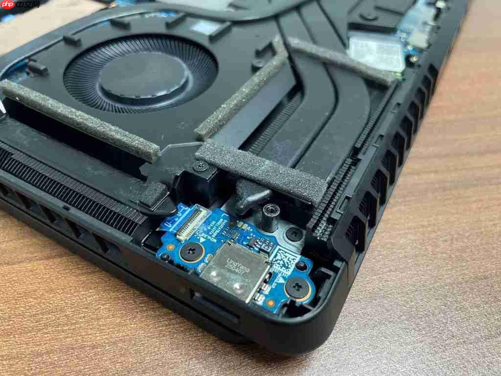  主流价位散热黑马 OMEN 暗影精灵 11 游戏本散热评测 