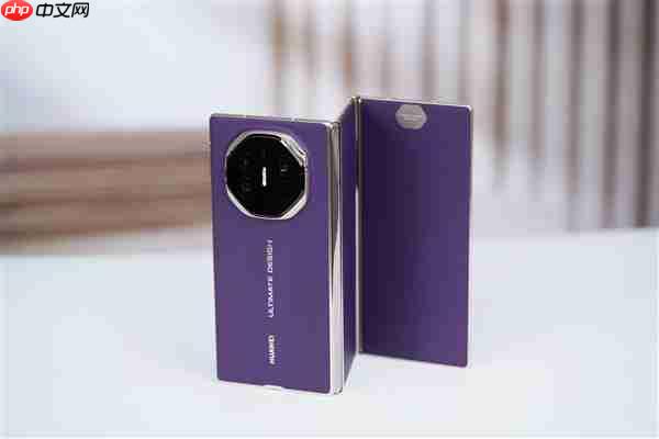 全球第2款三折叠!华为Mate XTs非凡大师图赏