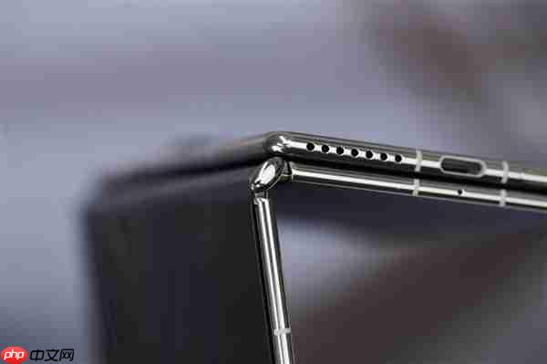 全球第2款三折叠!华为Mate XTs非凡大师图赏