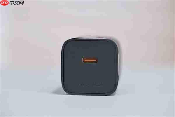 全球第2款三折叠!华为Mate XTs非凡大师图赏