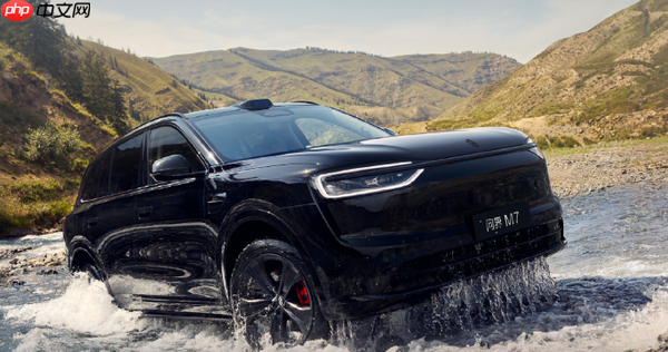 全新问界M7预售简报出炉:换购占65% 最大对手蔚来ES8