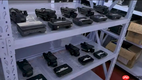 上海警方打击无人机“黑飞”,近期查处违法案件 380 余起