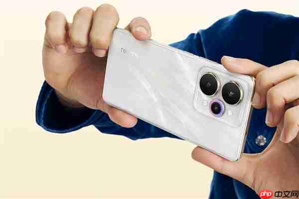 一图读懂真我15 Pro：同档最强夜拍神器 1999元起