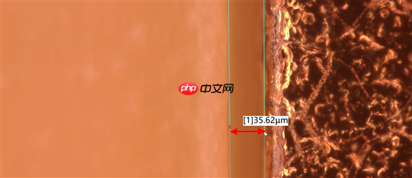 苹果首批iPhone 17 Pro做工感人:拼接缝隙宽度竟差了一倍