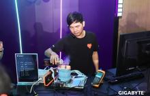 技嘉X870 AORUS Tachyon加持：锐龙7 9800X3D超频新世界纪录！突破7.3GHz大关