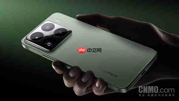 小米手机官方泄露 17 Pro Max 新机图片!采用副屏设计