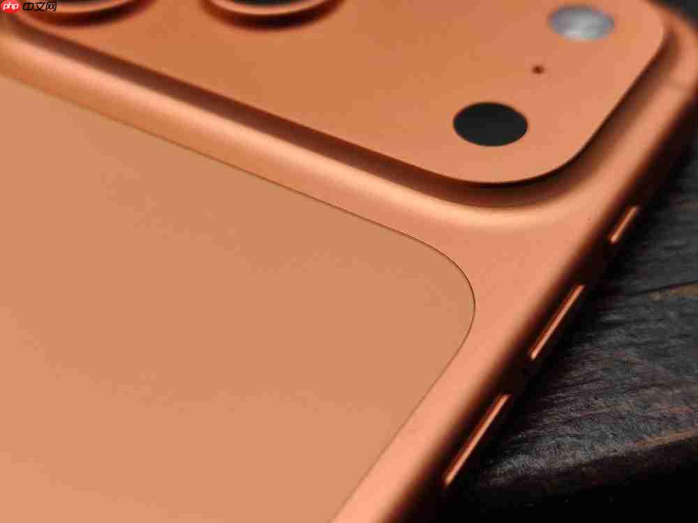 iPhone 17 Pro Max评测:外观终于大改,还不发烫了?