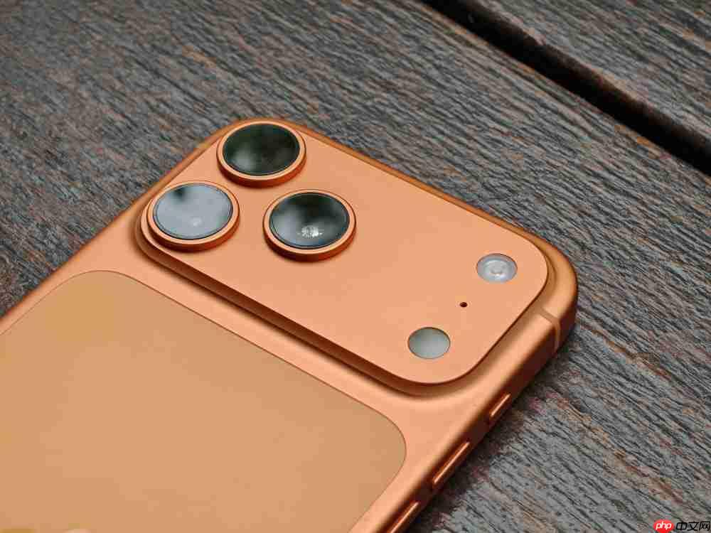 iPhone 17 Pro Max评测:外观终于大改,还不发烫了?