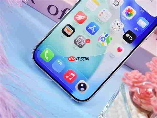iPhone 17首发上手：这次比Pro值