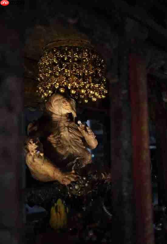 杨奇晒《黑神话》线下零售店:杨戬、牛魔王雕像超还原 还有主题甜品和饮品