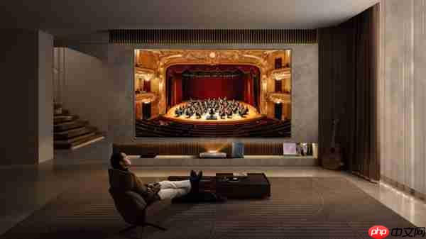 把IMAX影院搬回家!海信激光电视探索X1 Ultra亮相2025青博会