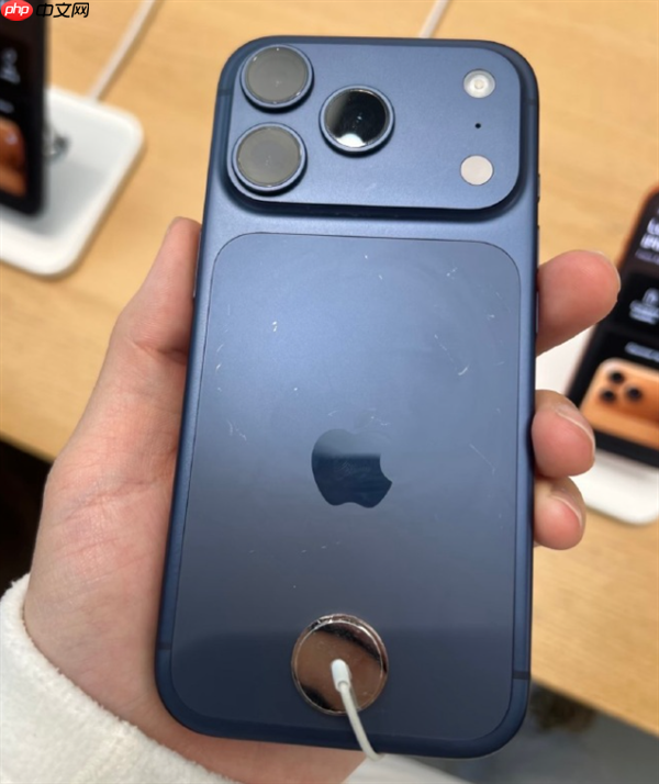 华尔街分析师称iPhone 17系列划痕问题被夸大 不会影响销售