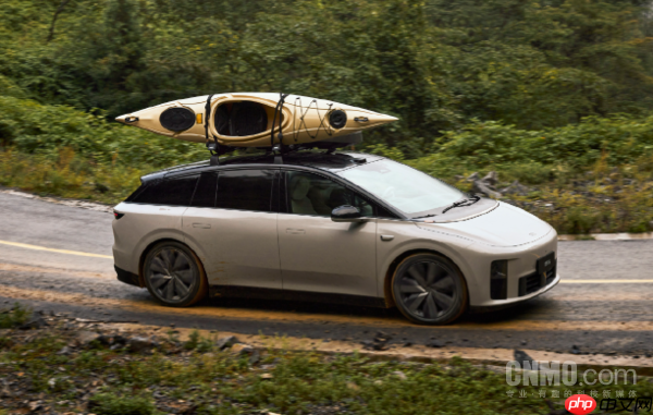 李想：没有“理想i7”这款车型 不要再等了 感谢支持！