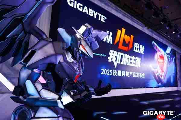 技嘉秀出六大肌肉!锐龙X3D打鸡血、DIY进入3.0新时代