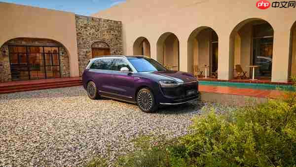 问界M9尊四座车型发布 55.98万元起售 增程纯电双动力