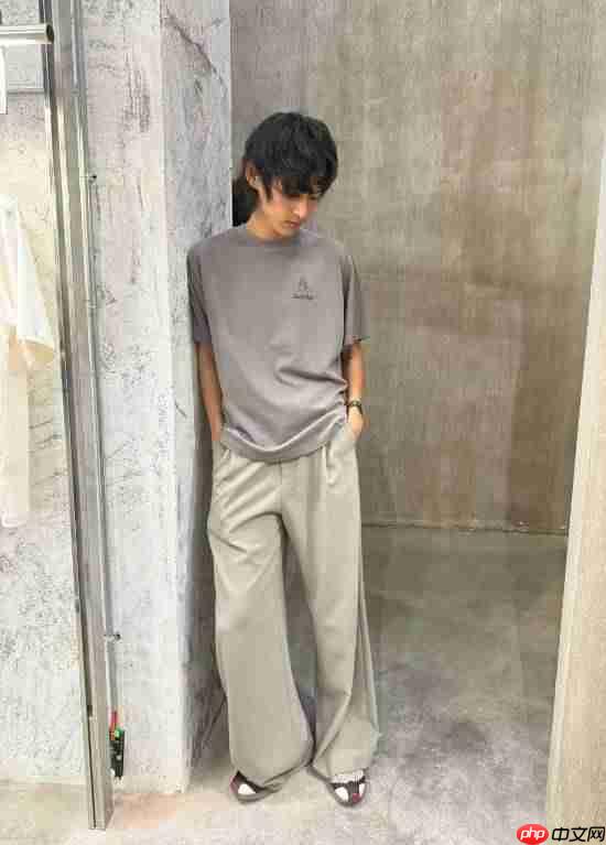 《黑神话:悟空》线下店今日开启试营业!精致琉璃葫芦太吸睛