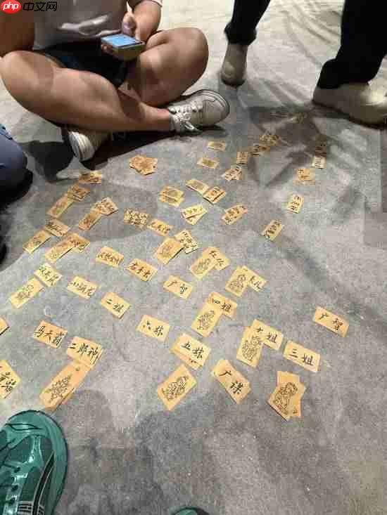 《黑神话:悟空》线下店今日开启试营业!精致琉璃葫芦太吸睛